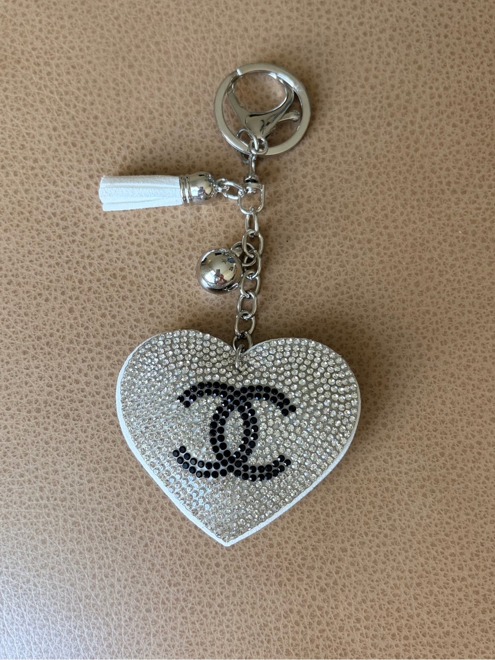 Sparkling Crystal Heart Keychain - White & Silver - Picture 2 of 5